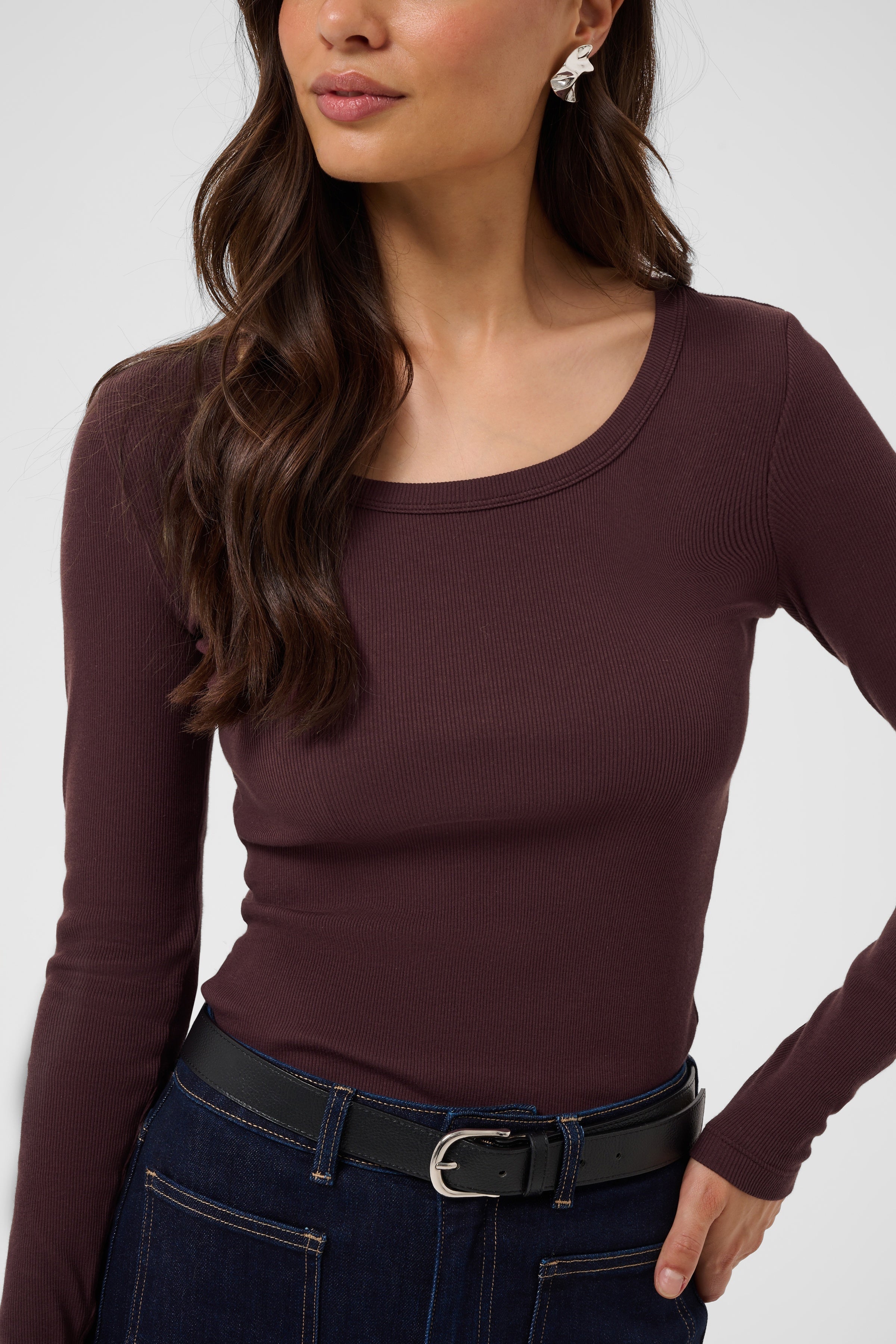 Pull brun Kacarna