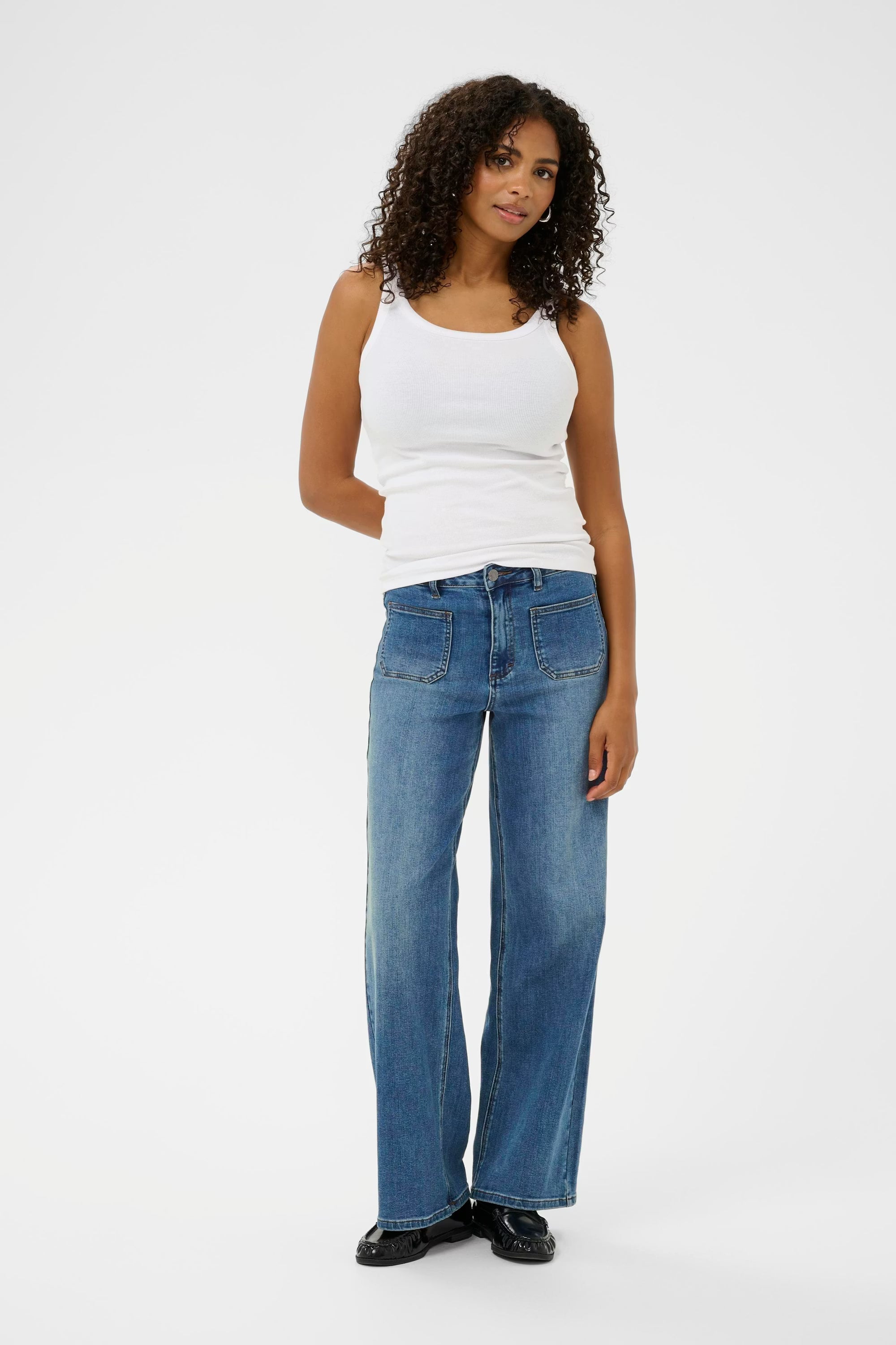 Jean Brook, taille haute, jambe large