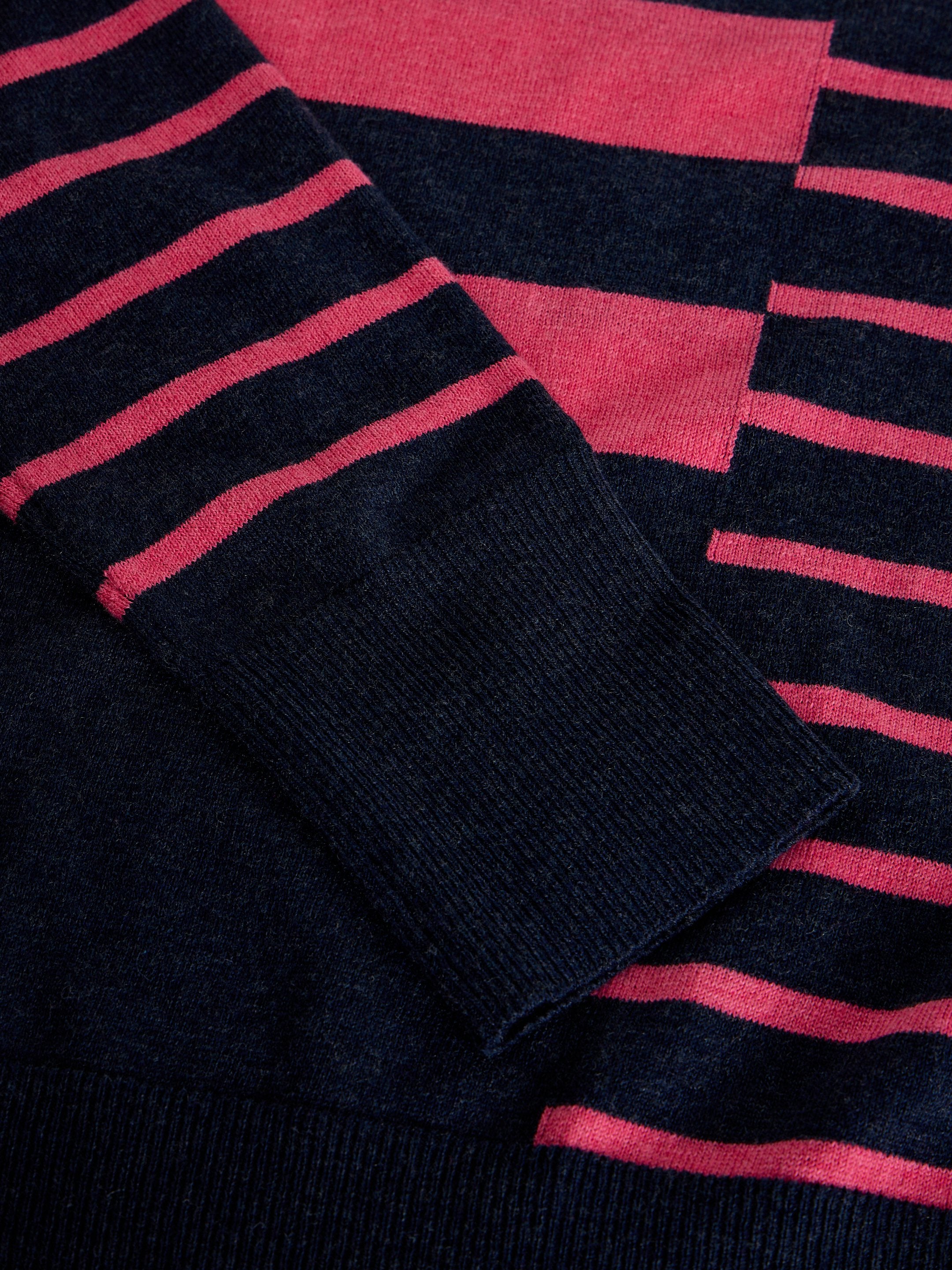 Pull à rayures asymétriques marine et rose