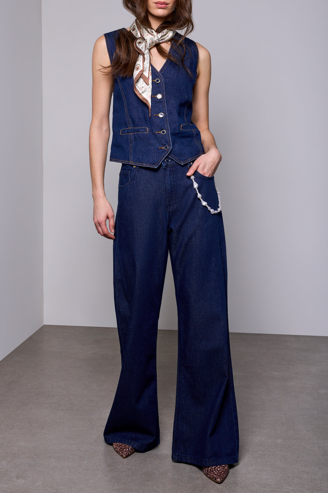 Gilet en denim boutonné