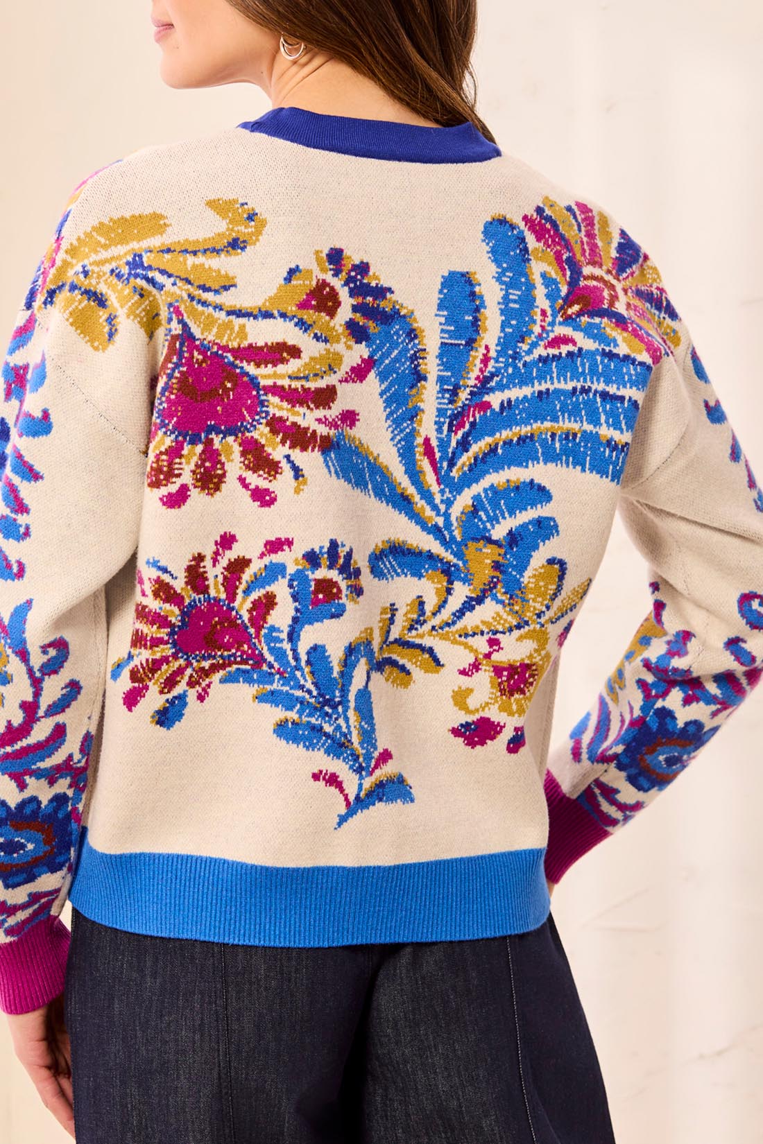 Cardigan floral baroque
