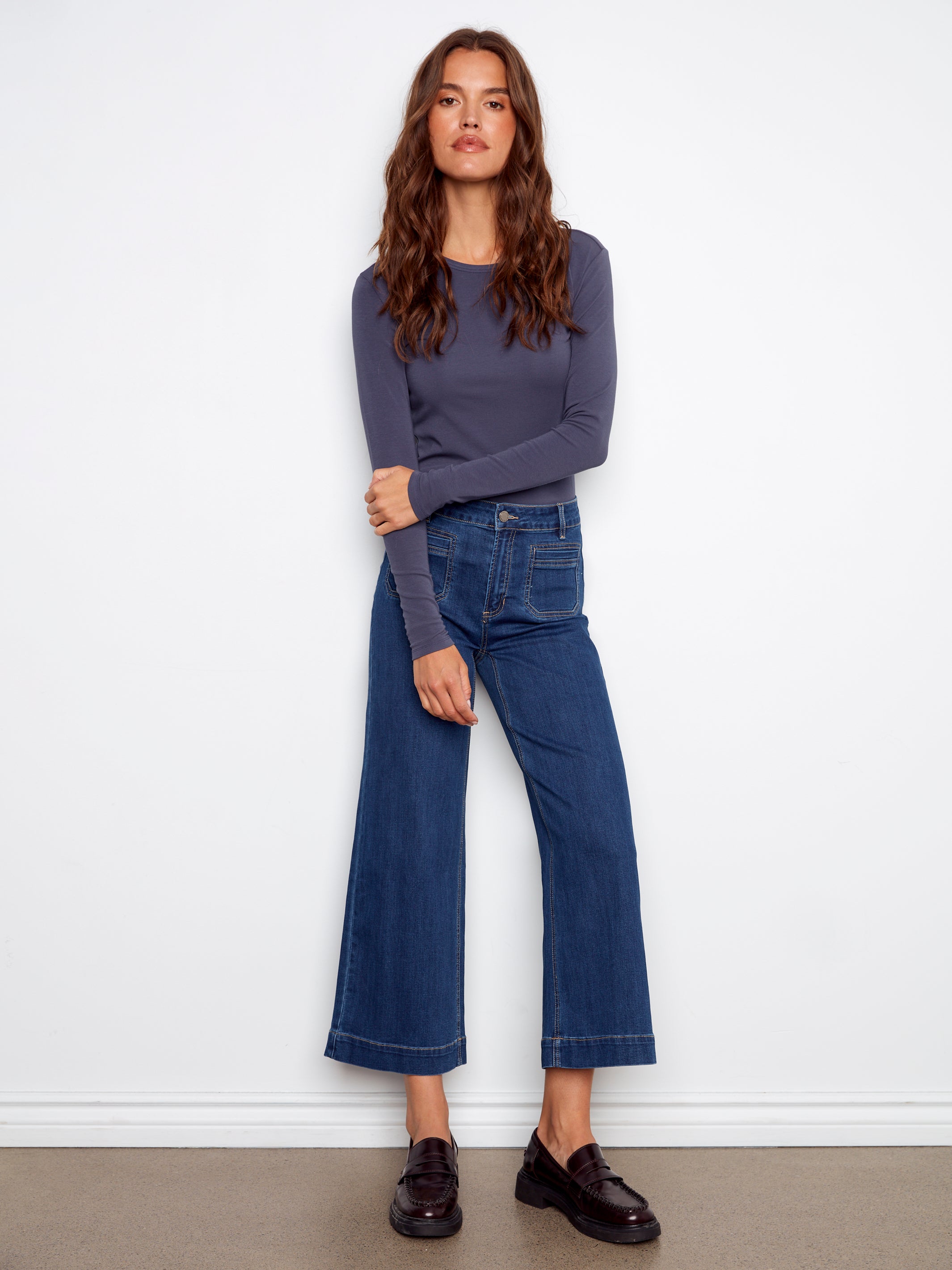 Chandail à la cheville, poches plaquées, jambes larges