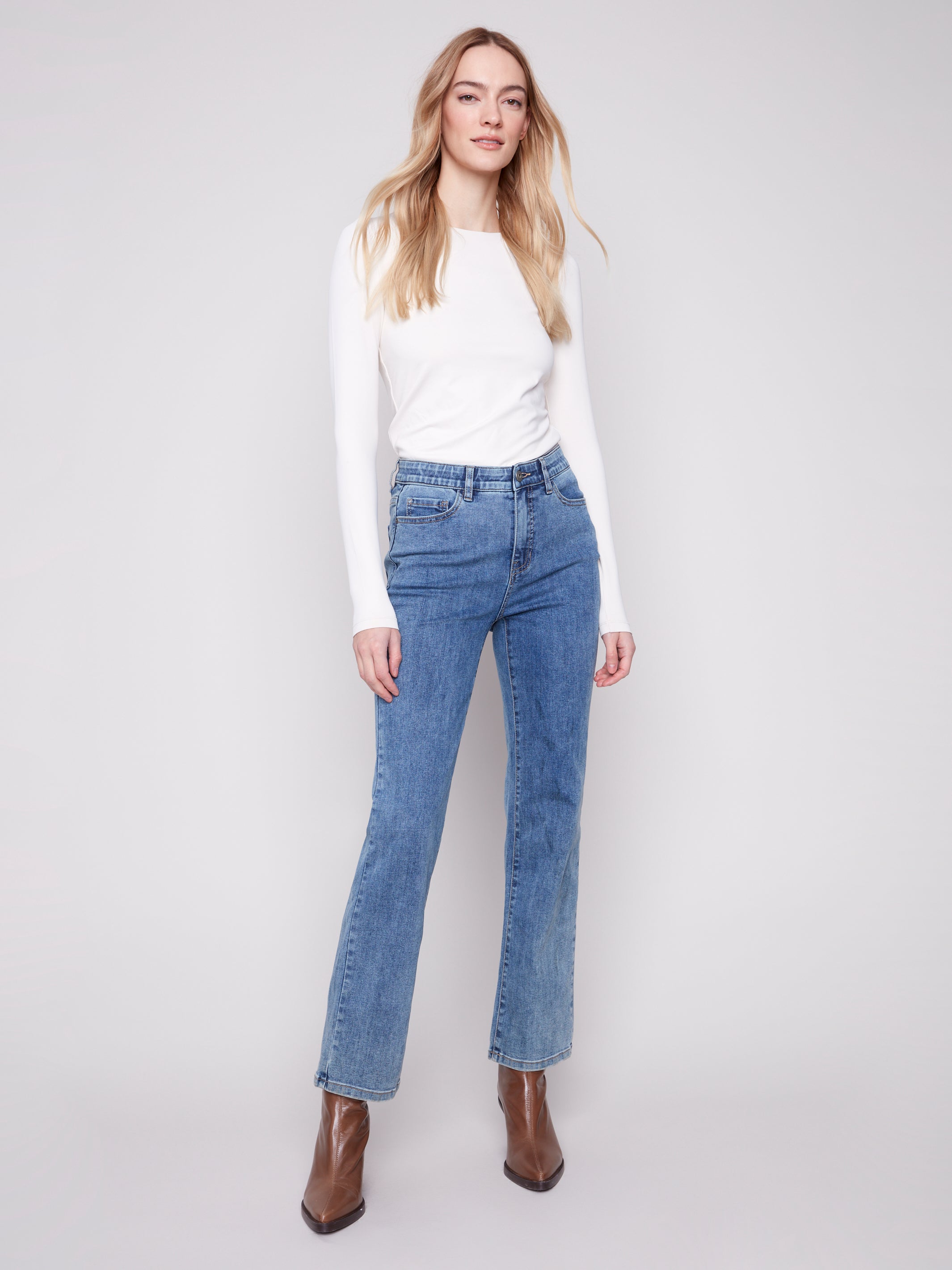 Chandail Charlotte jambes droite
