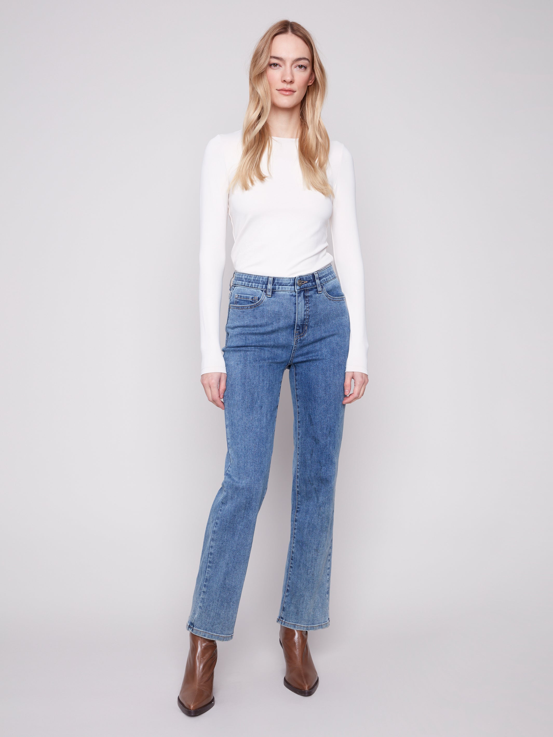Chandail Charlotte jambes droite