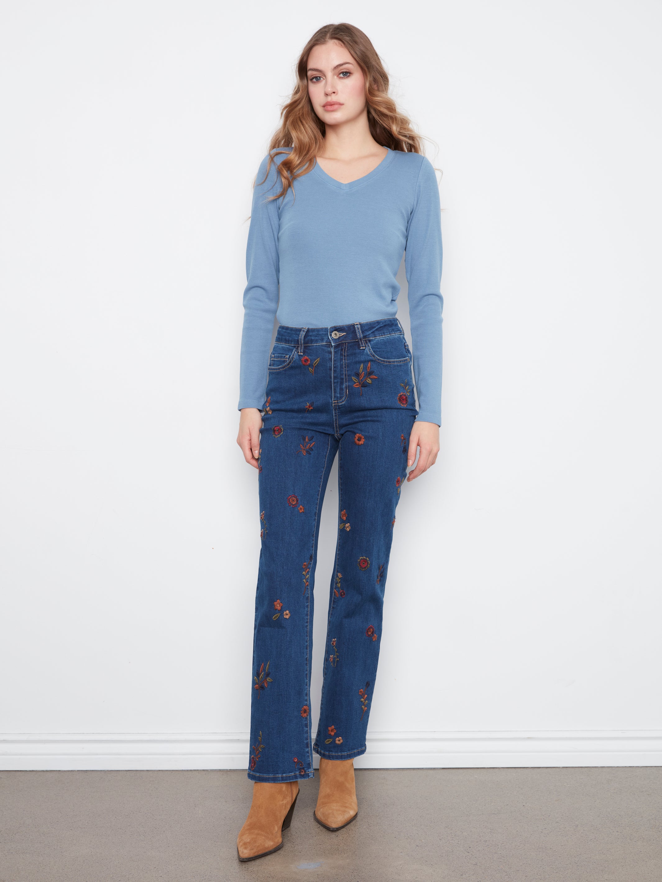 Jean brodé floral indigo