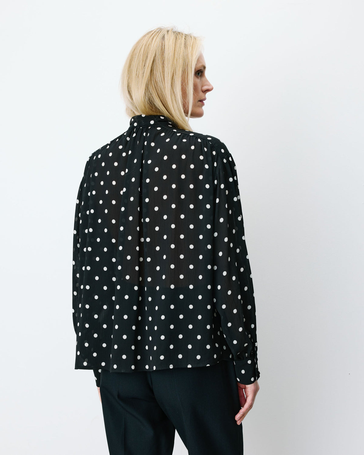Chemisier noir à pois Angelica