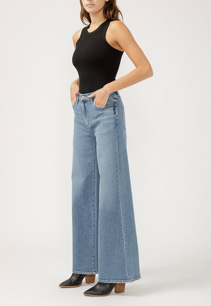 Highly Desirable, taille haute, jambe très large (ultra wide leg)