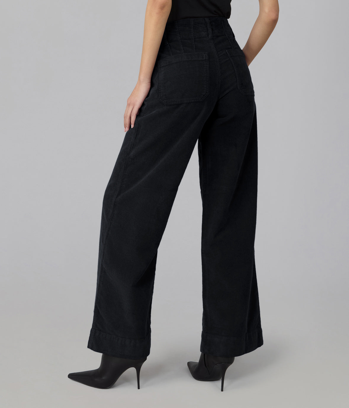 Pantalon Colette noir en velours cotelé