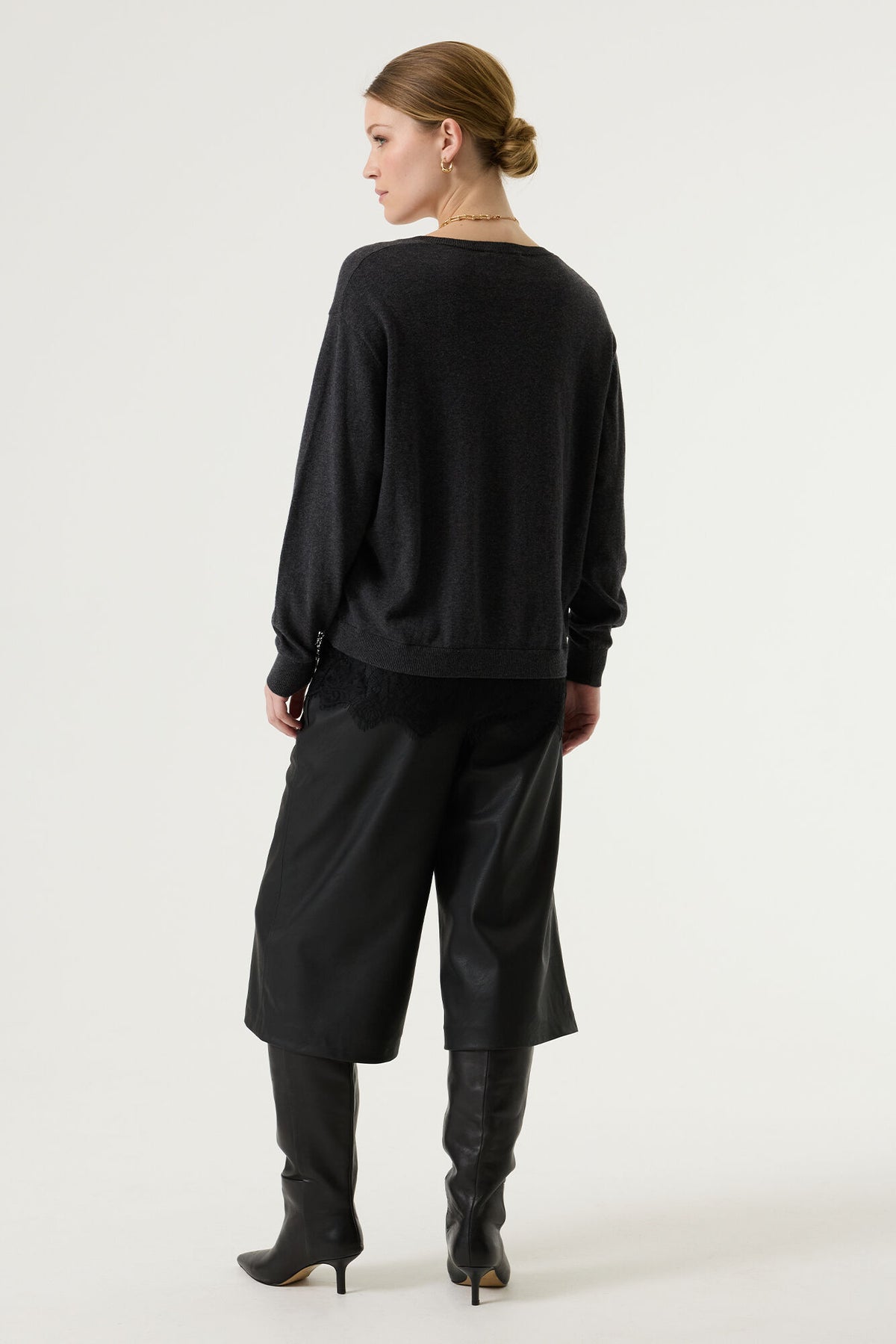 Pantacourt noir brillant