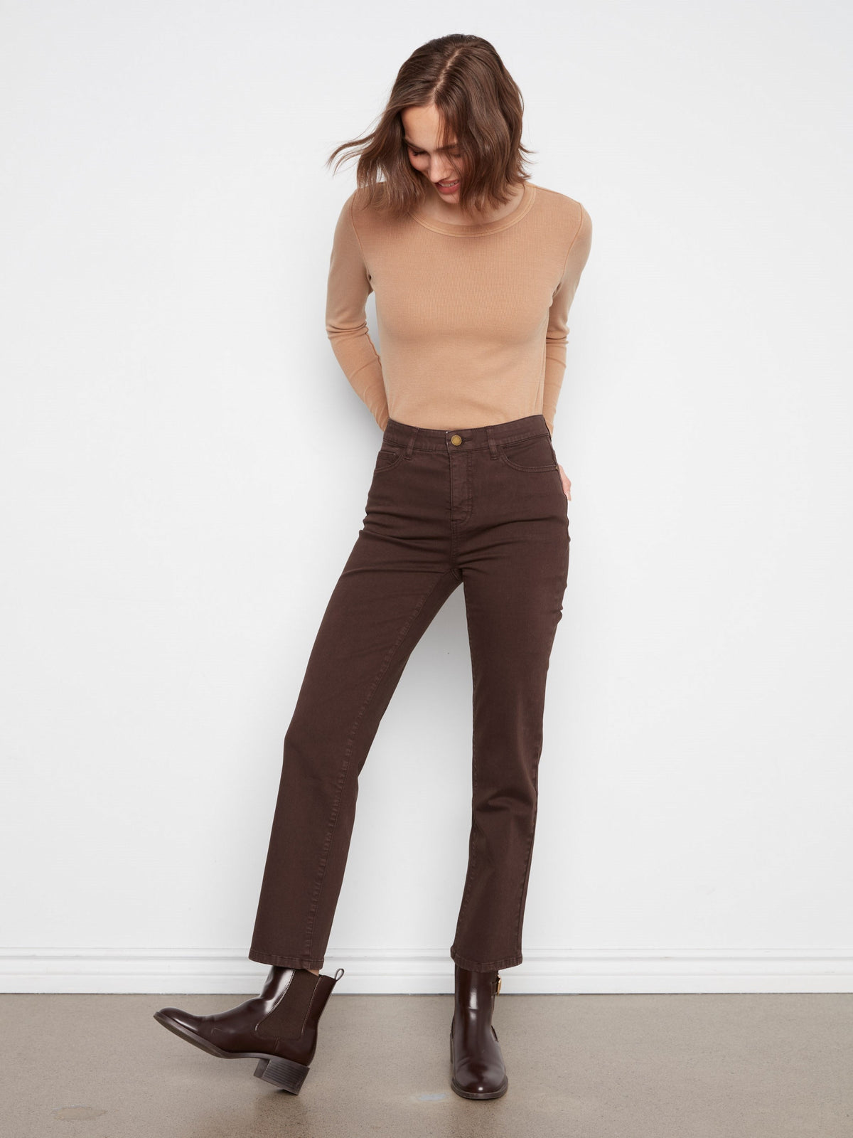 Pantalon à jambe droite en sergé - Café