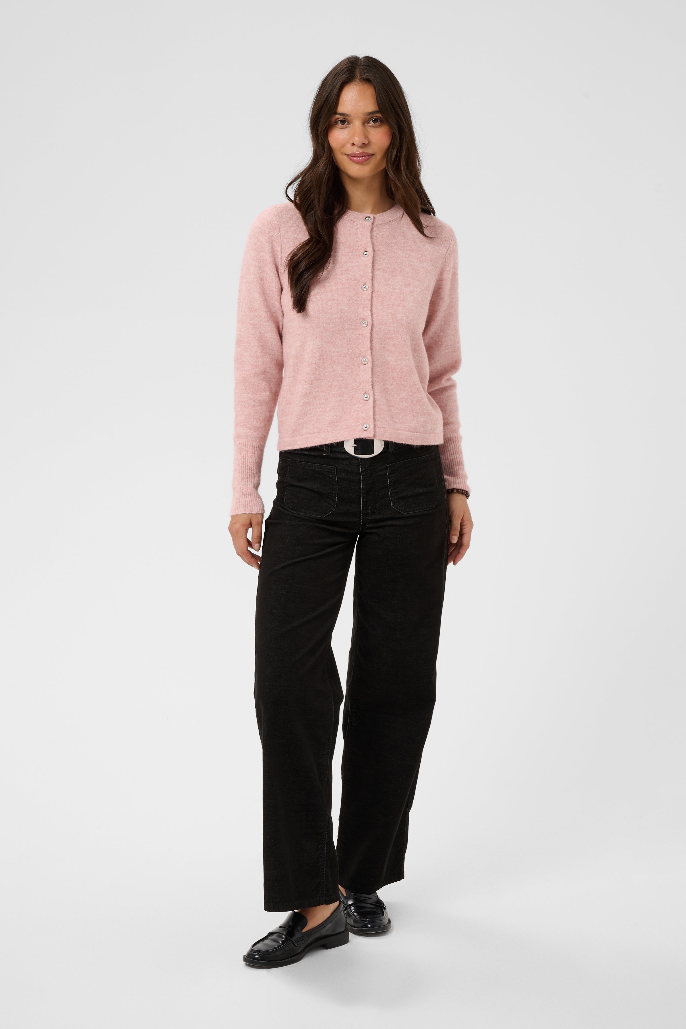 Cardigan rose à boutons bijoux