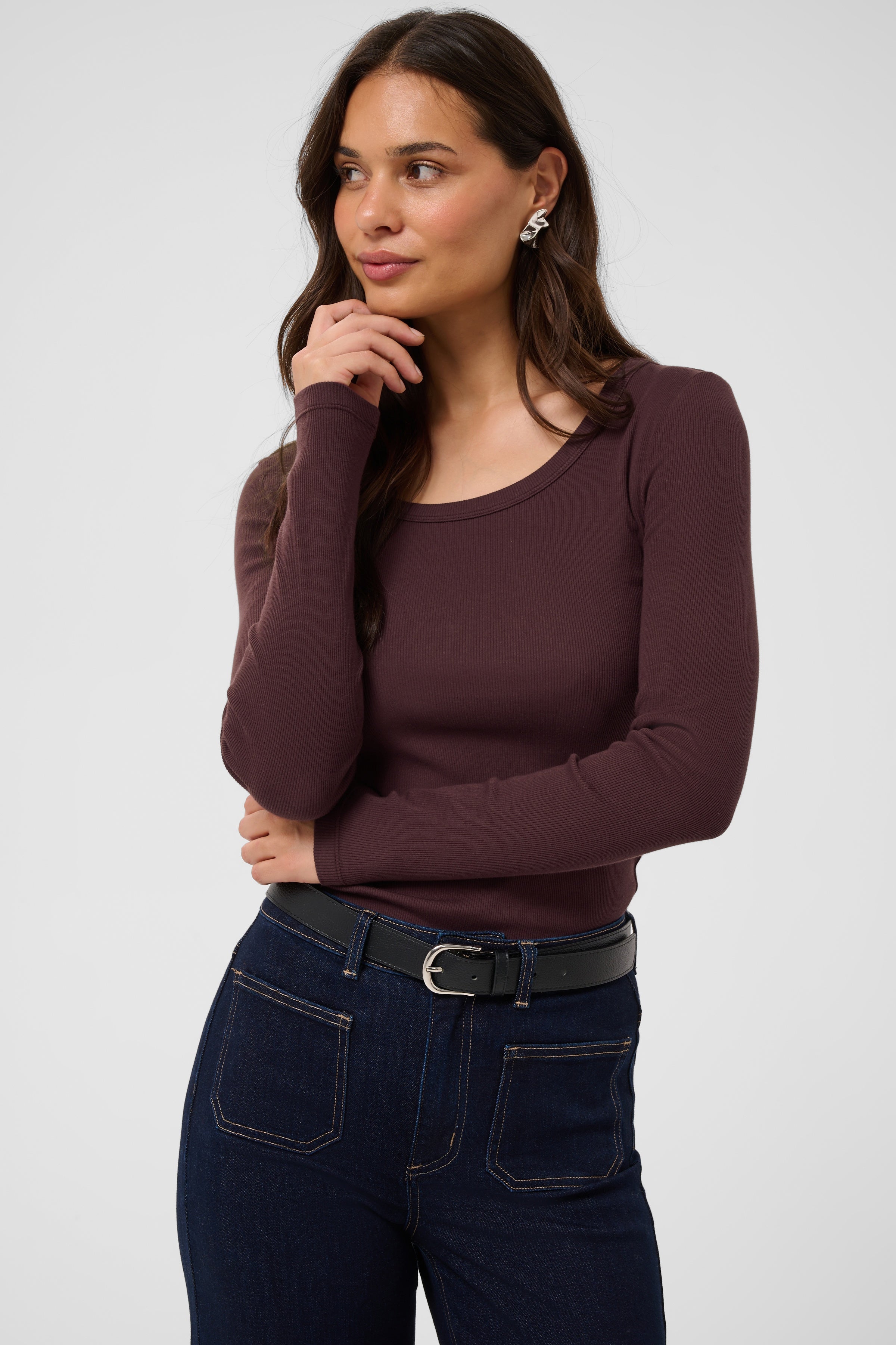 Pull brun Kacarna