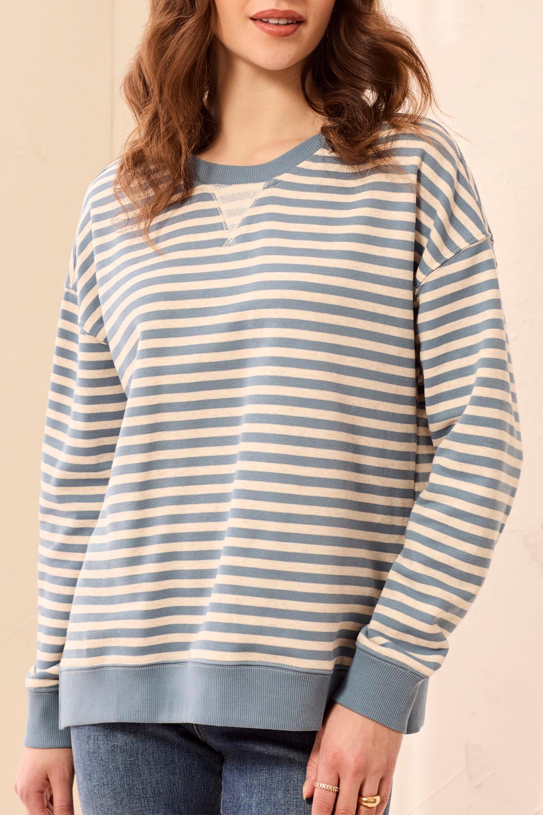 Pull rayé à col rond bleu