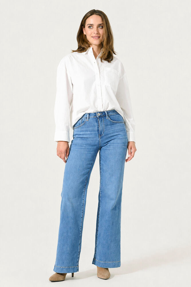 Jean large Celia en bleu moyen délavé