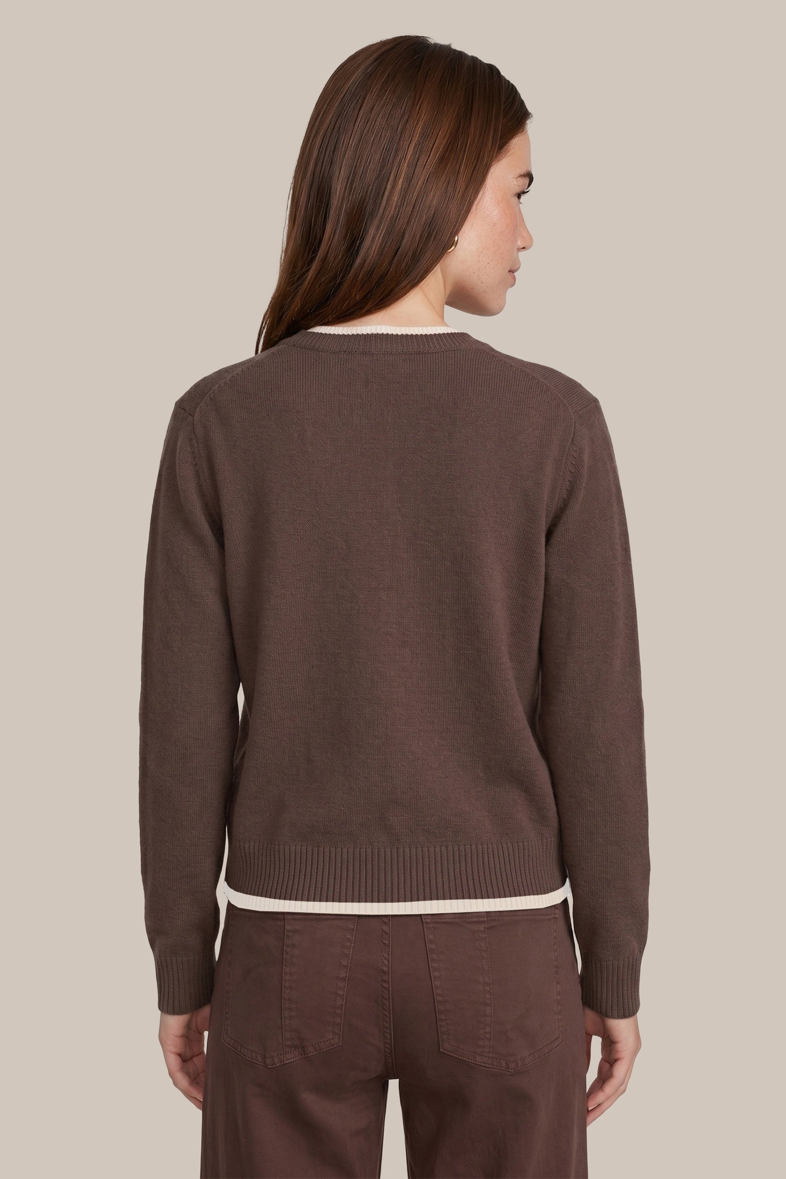Cardigan brun et crème à col rond