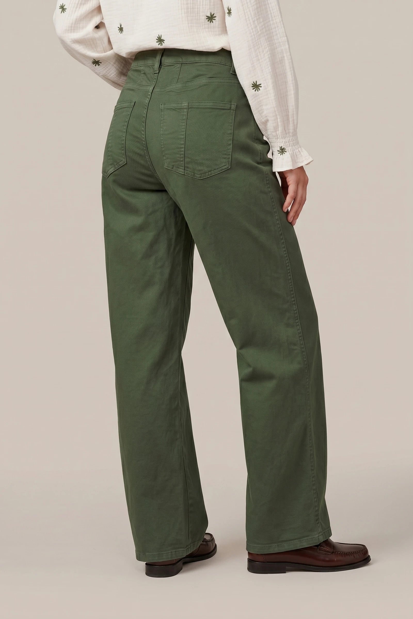 Pantalon large à taille haute kaki