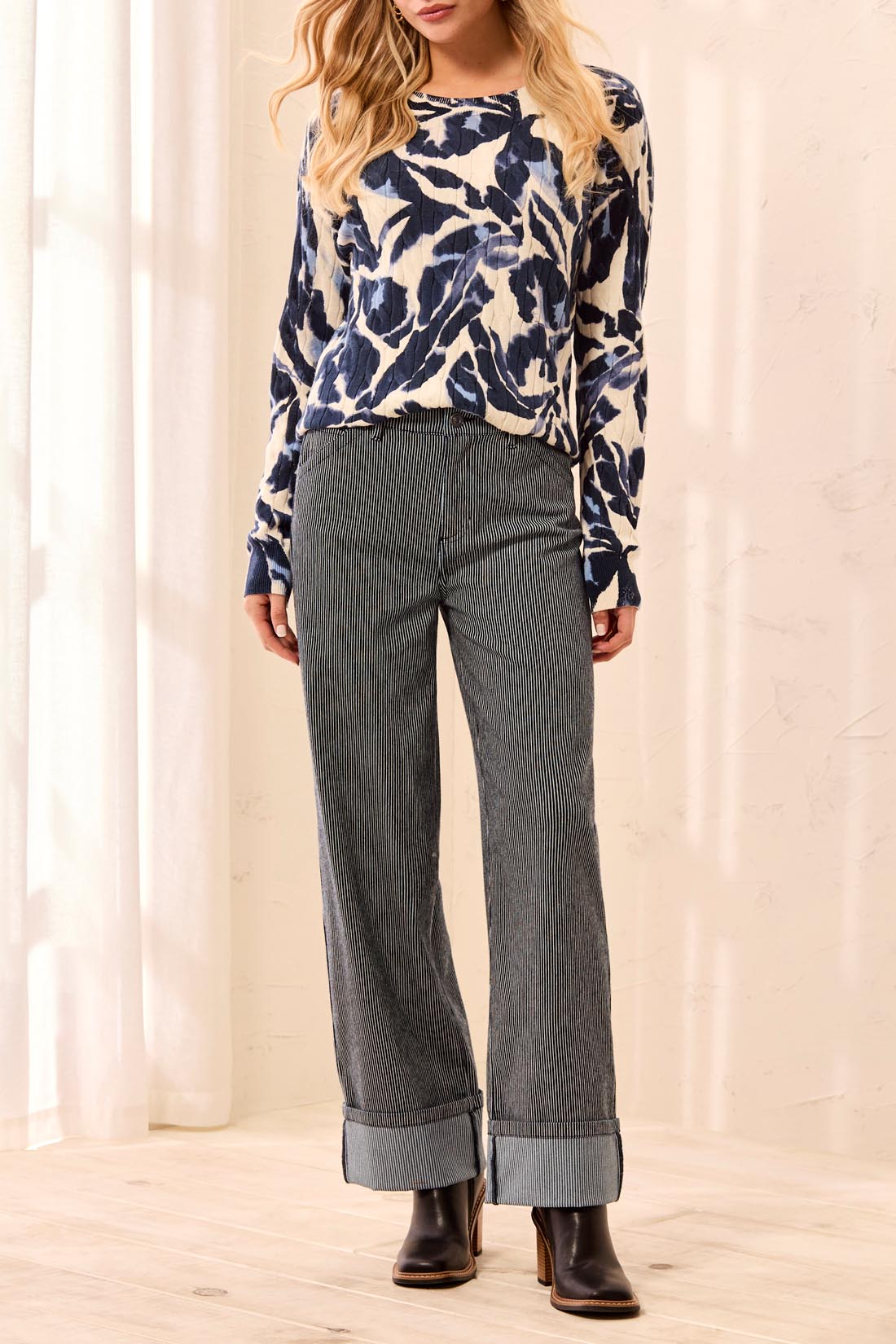 Pantalon large rayé à revers