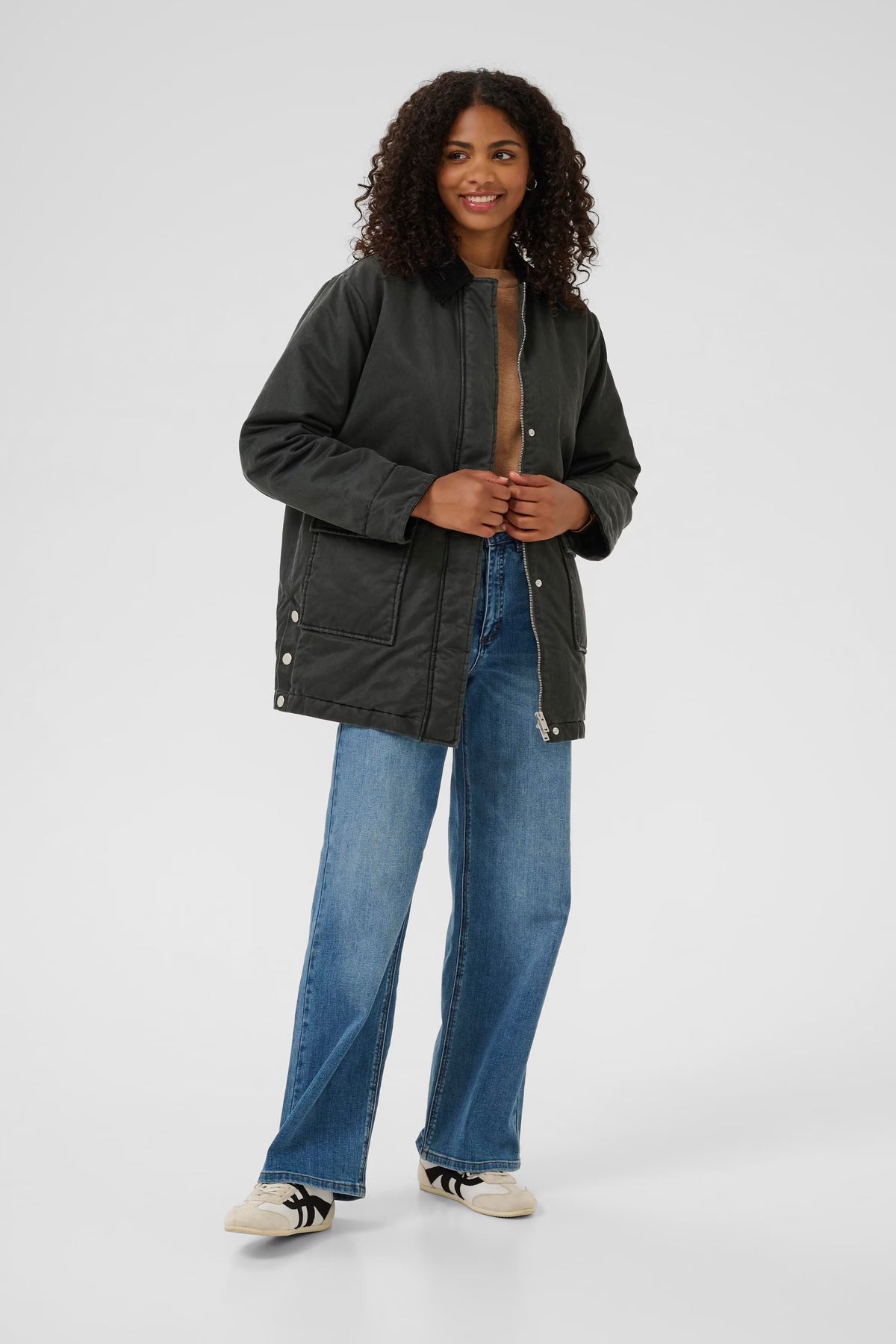 KA Gianna Manteau