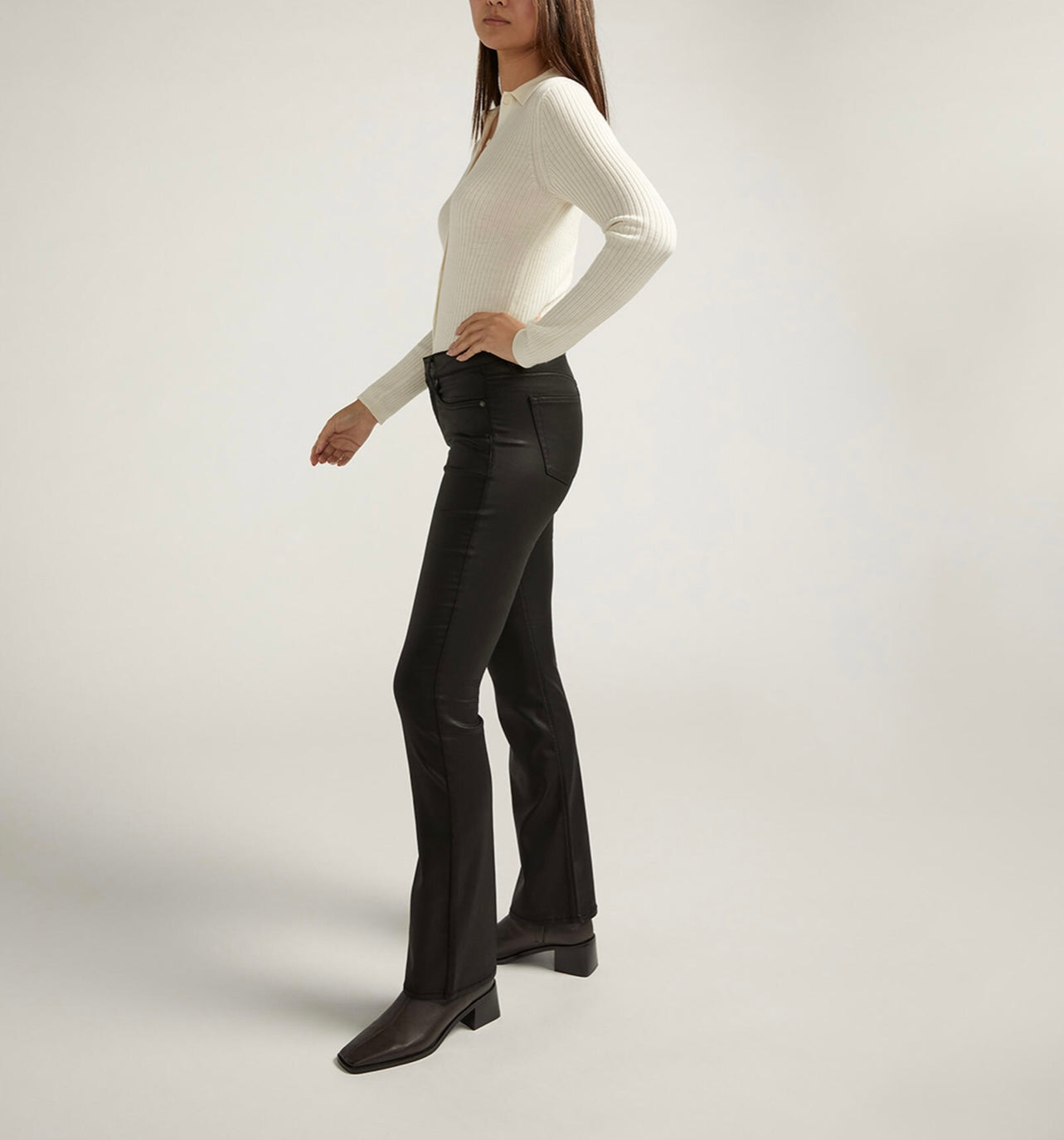 Suki pantalon effet cuir, curvy fit jambe semi-évasée (slimboot) 33 pouces