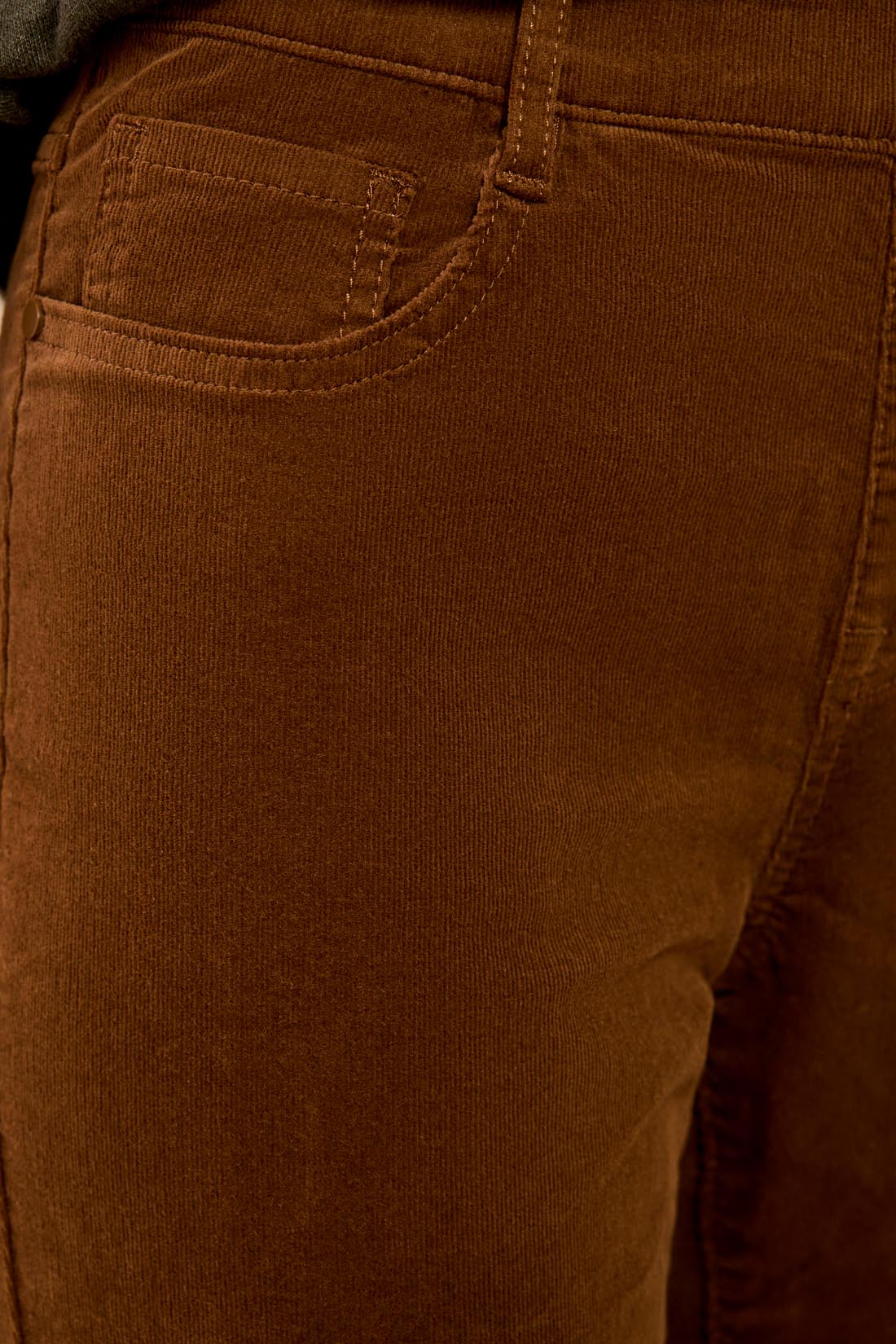 Pantalon en velours côtelé chocolat