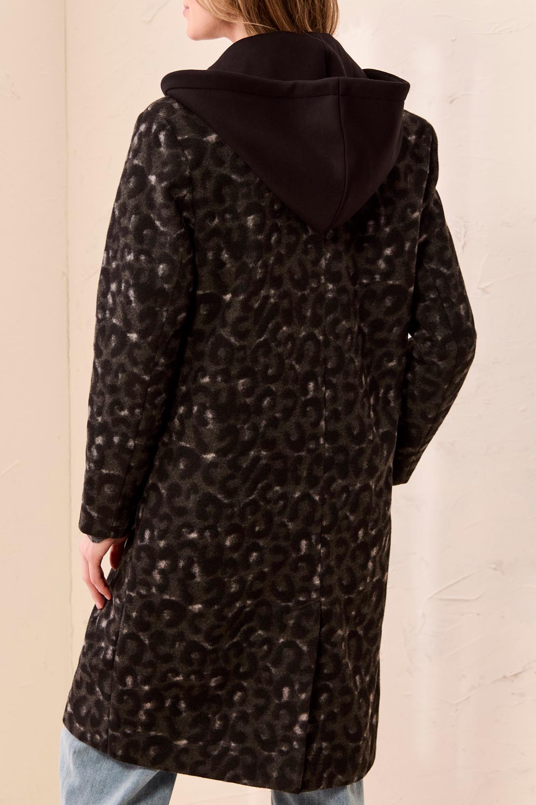Manteau long à imprimé léopard