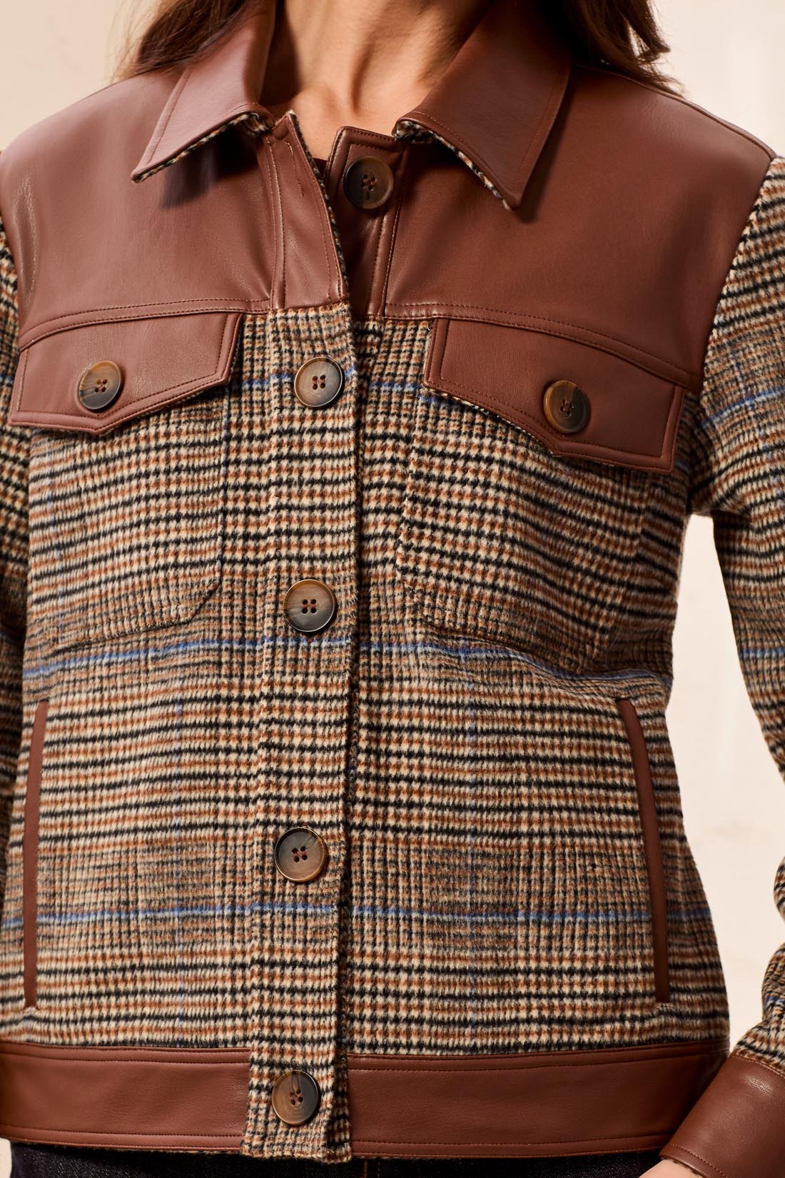 Veste tweed et similicuir