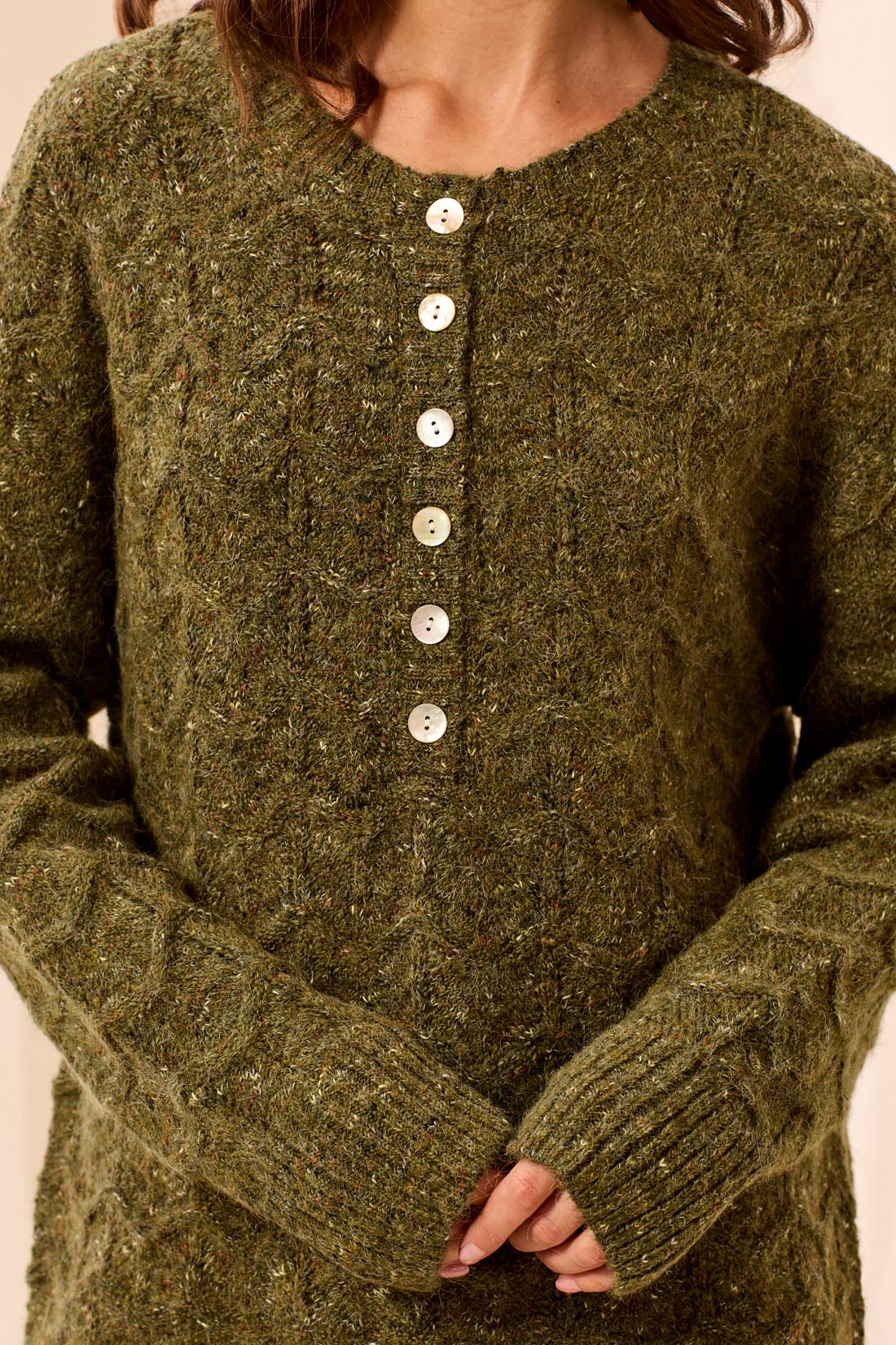 Pull duveteux vert cèdre