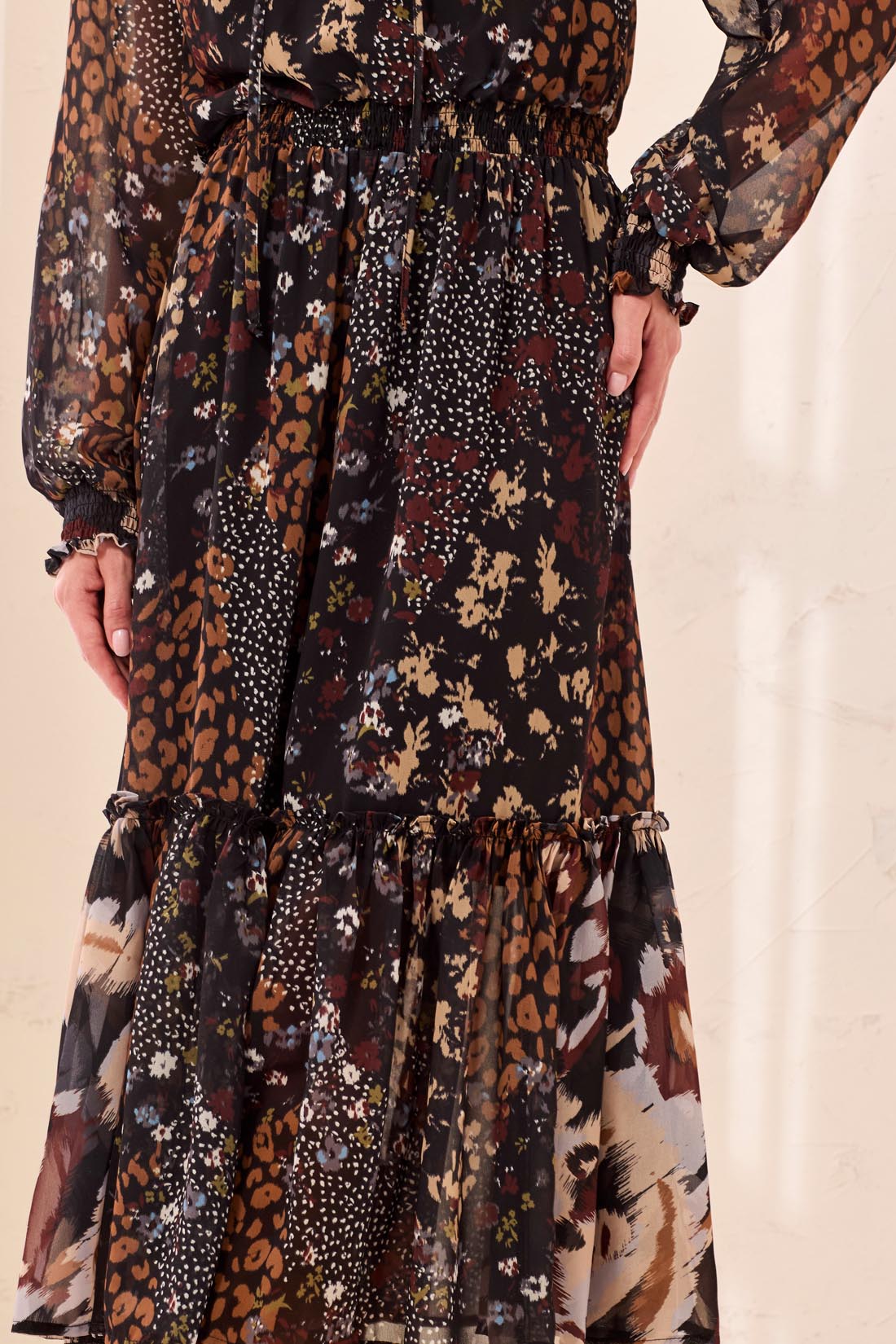 Robe midi à imprimés contrastés