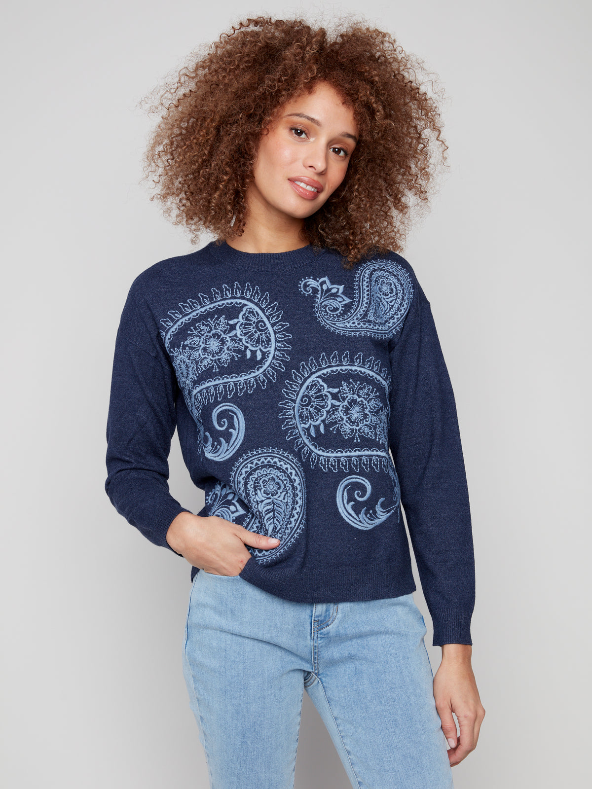 CB Chandail avec broderie Paisley