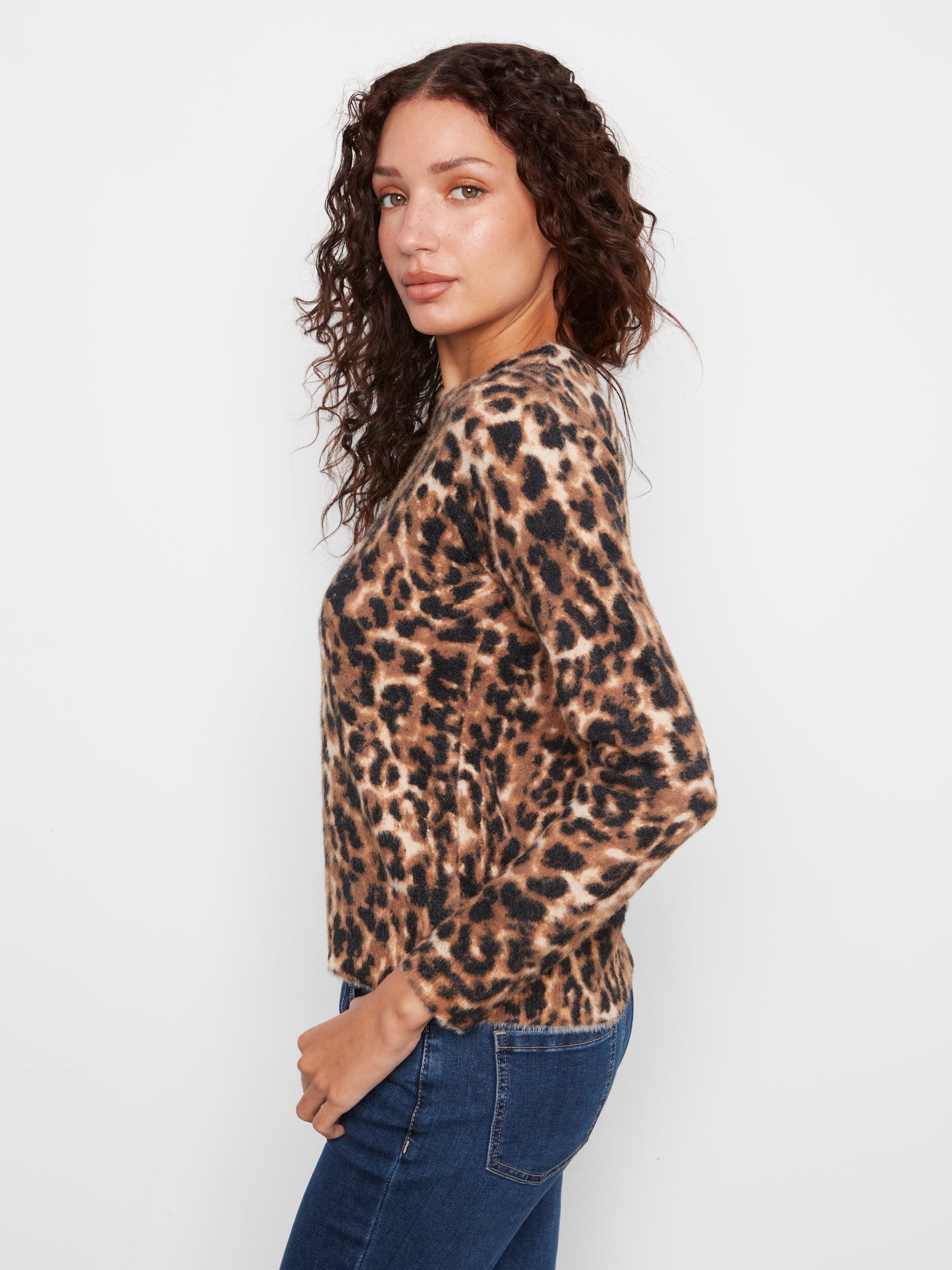 Pull duveteux à imprimé guépard