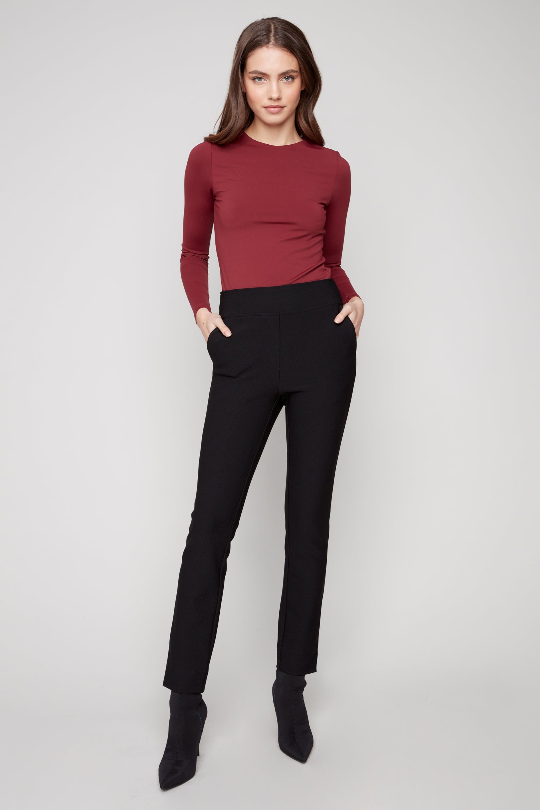 Pantalon à jambe étroite C5578R-049C | Noir