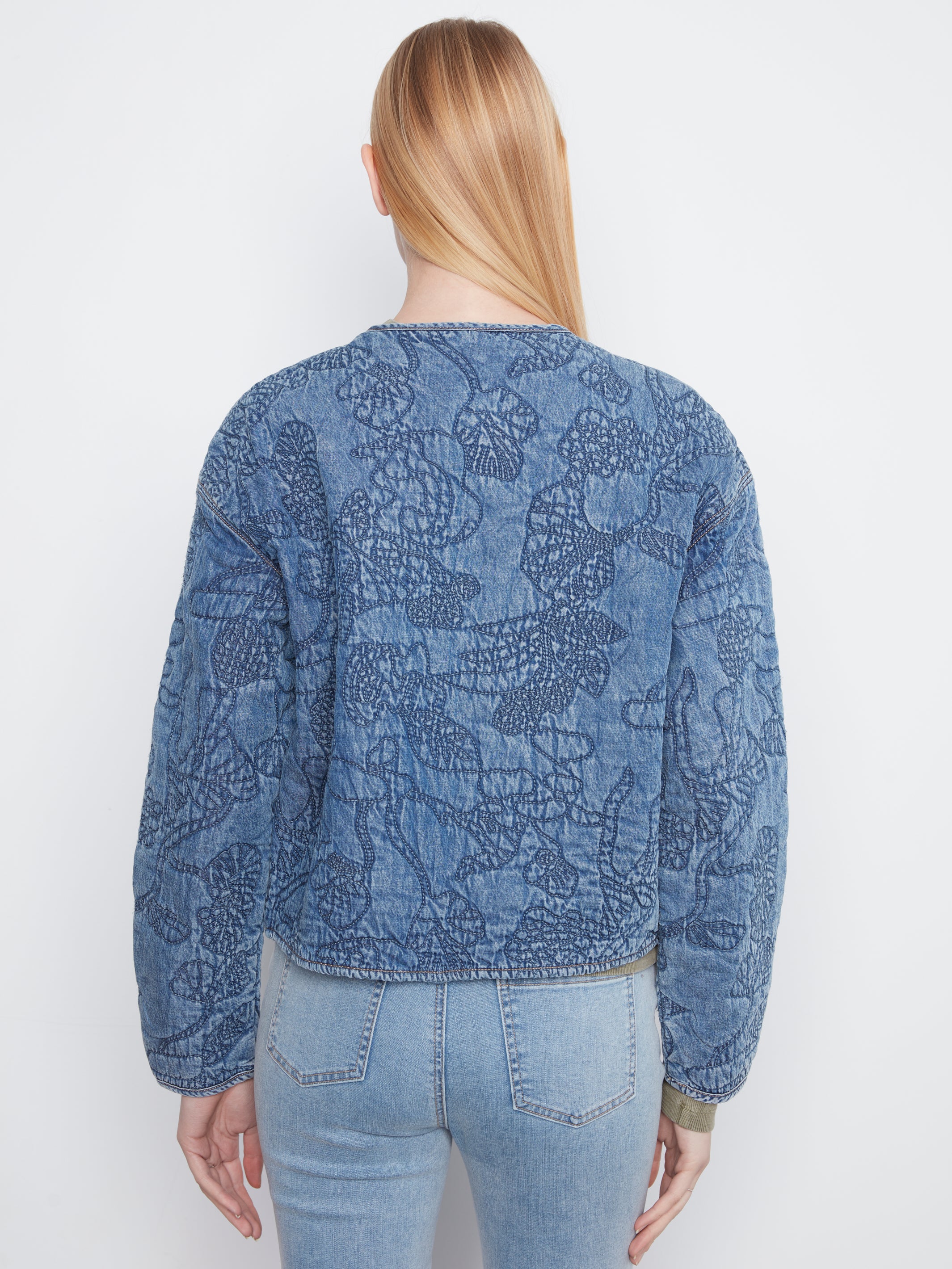 Veste florale en denim matelassé