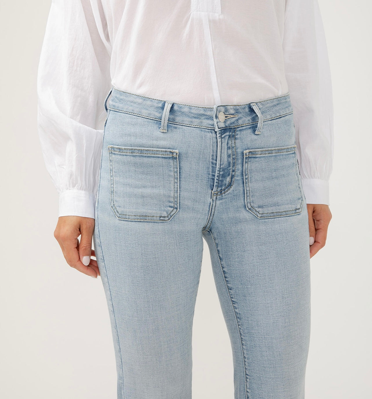 Suki jambe évasée, poches plaquées (flare leg)