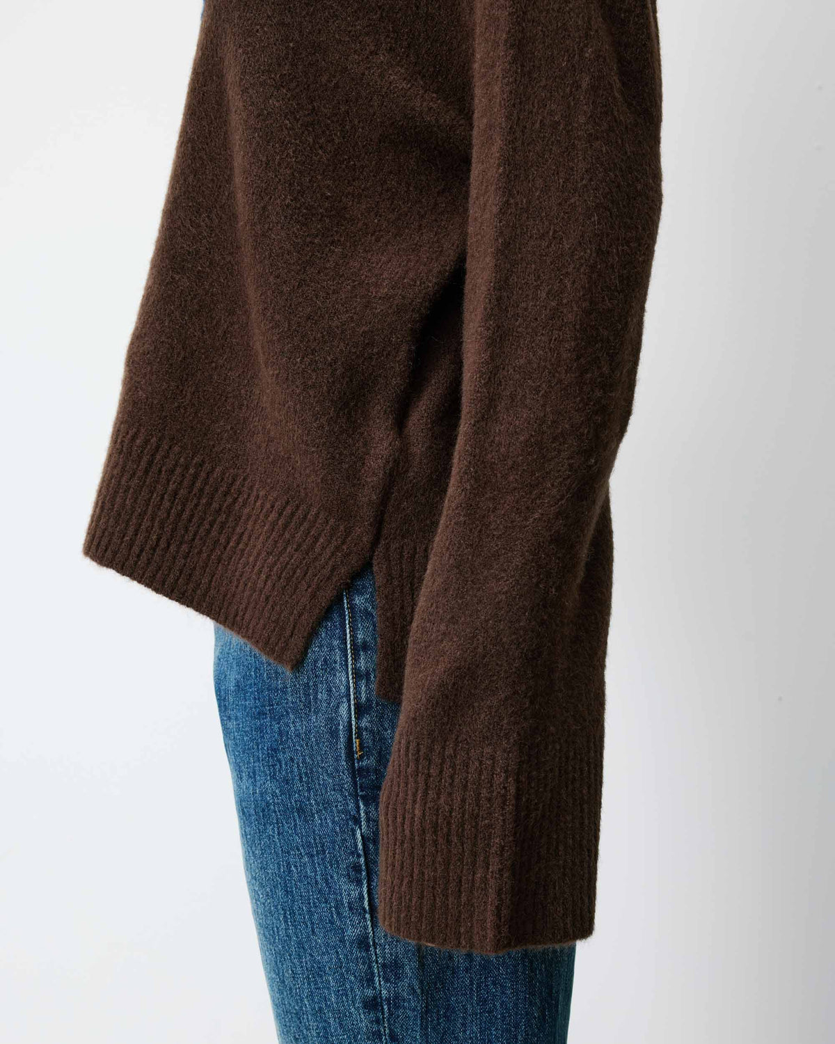 Pull avec coeur brodé Aubin couleur chocolat