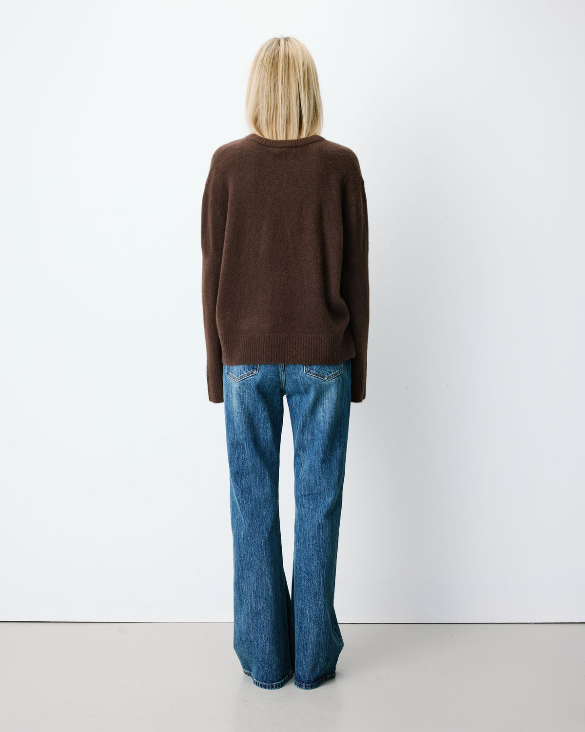 Pull avec coeur brodé Aubin couleur chocolat