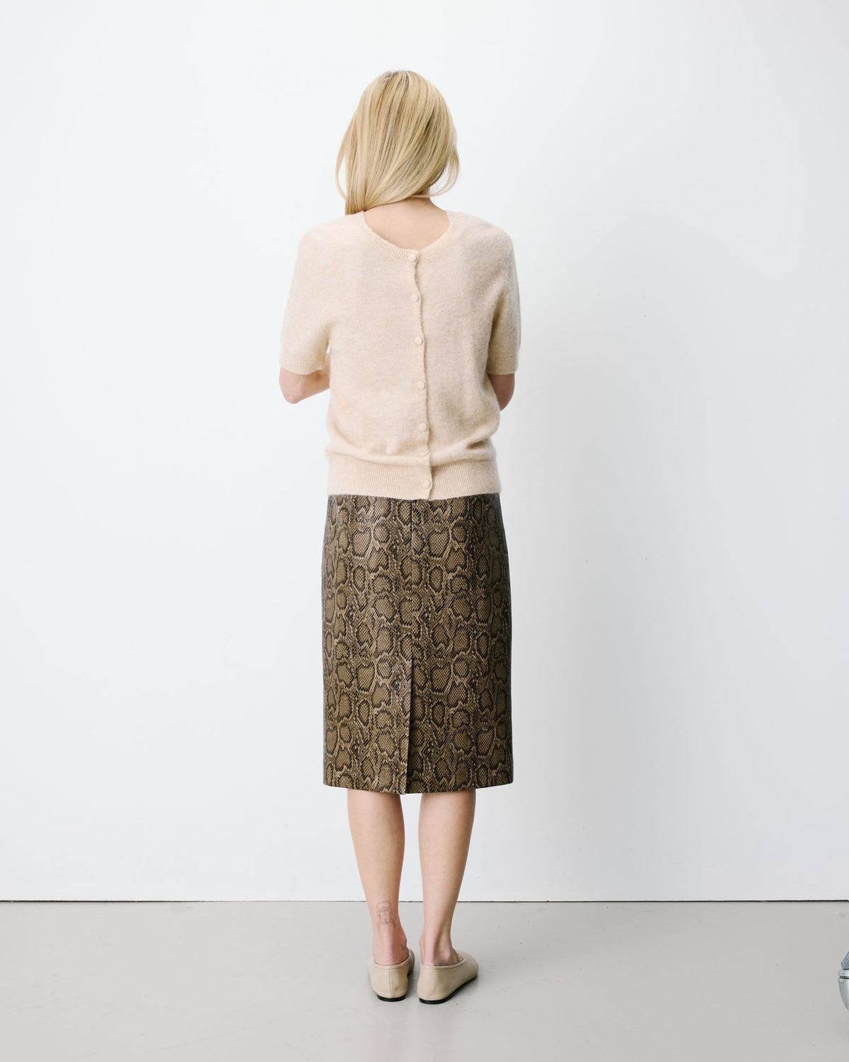 Cardigan beige à manches courtes Akarios