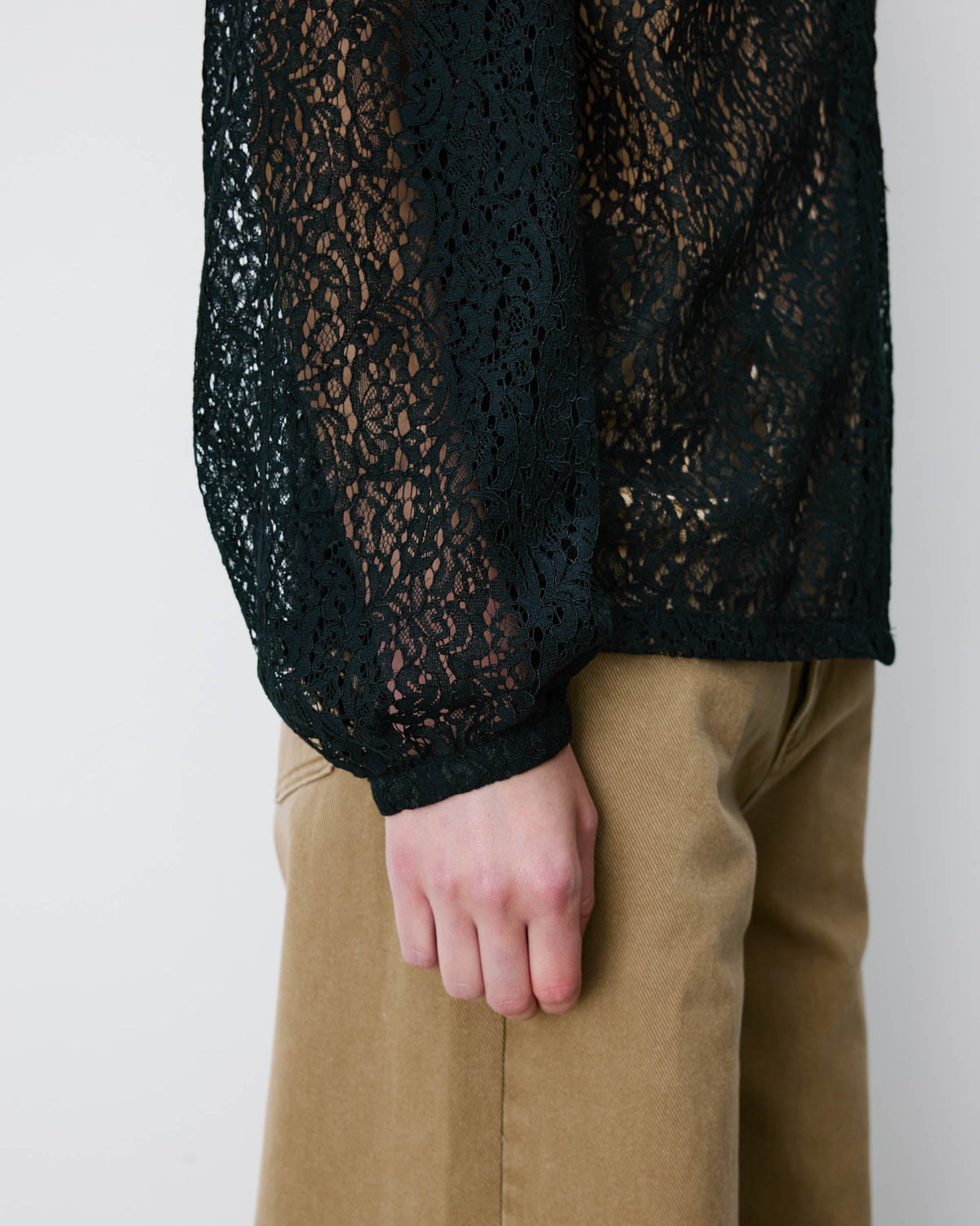 Blouse en dentelle Aurora en noir