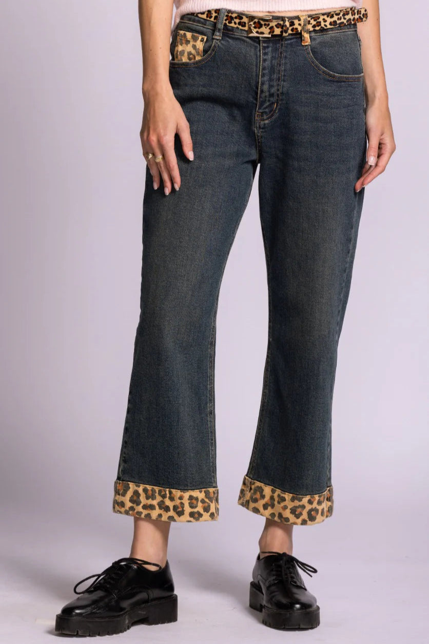 PM Wild Jean coupe courte, coffre et ceinture léopard