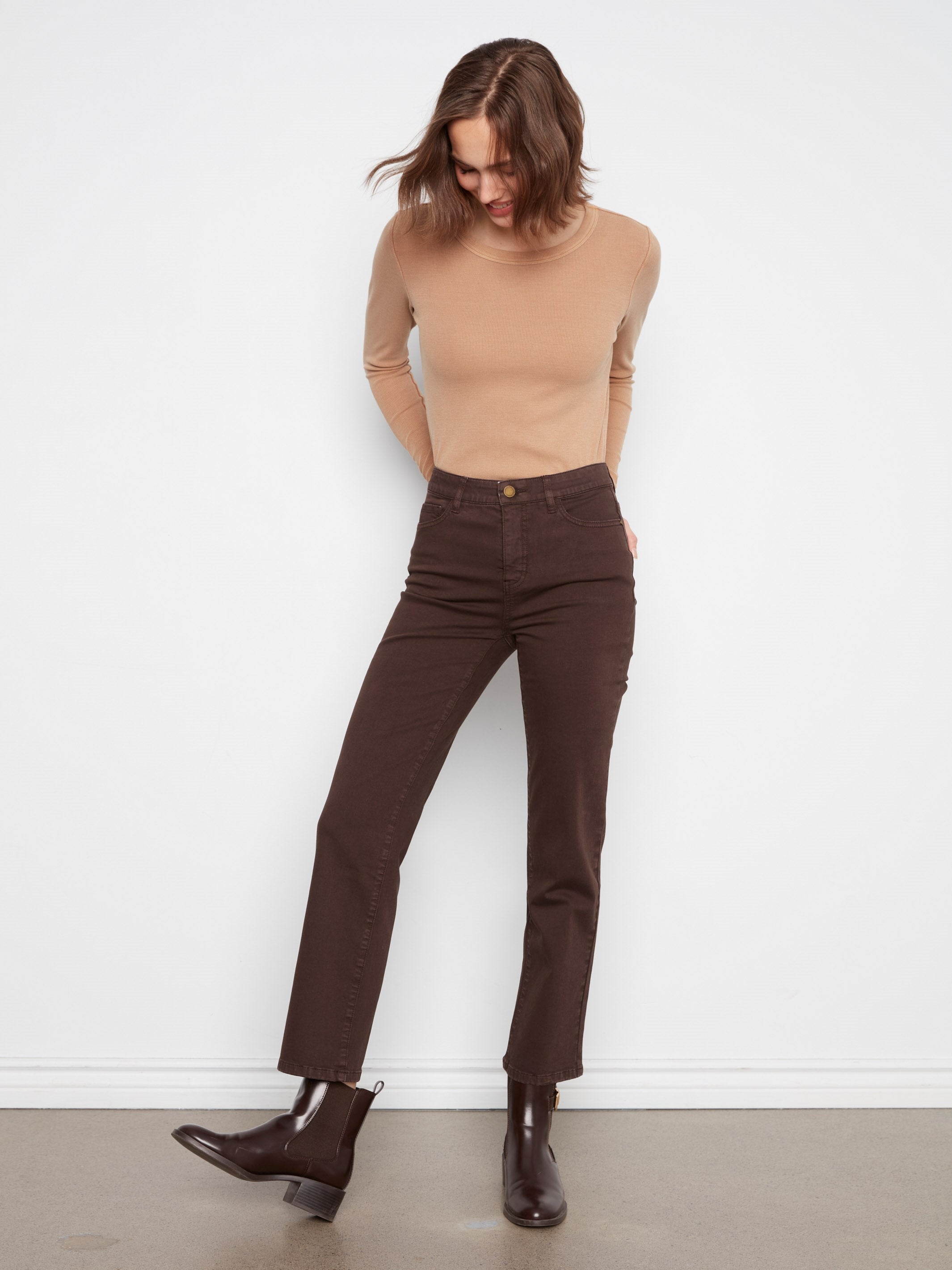 Pantalon à jambe droite en sergé - Café