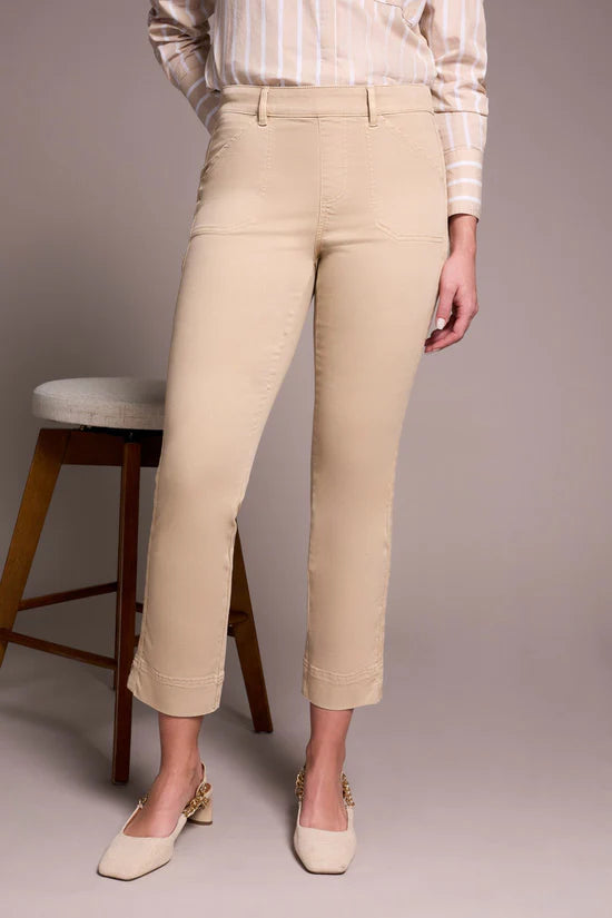 Pantalon, détail côté de jambe, pull on, à la cheville